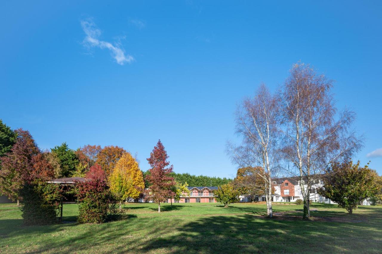 La Villa Des Golf.E.S Theix Exteriör bild